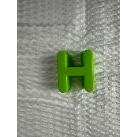 Letter "H" for Elmo On‎ The Go learning game - Picture 1 of 4